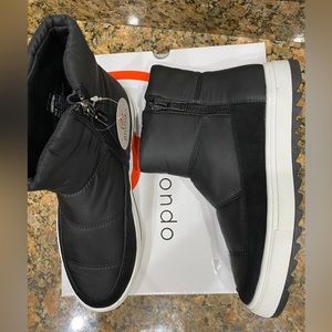 New women’s Blondo Sz 8 black boots